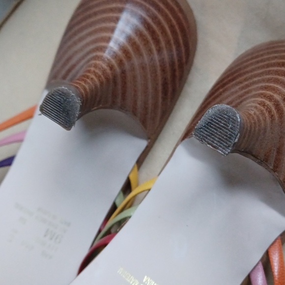 Apostrophe Women’s Kitten Heel Sandal - Picture 7 of 8